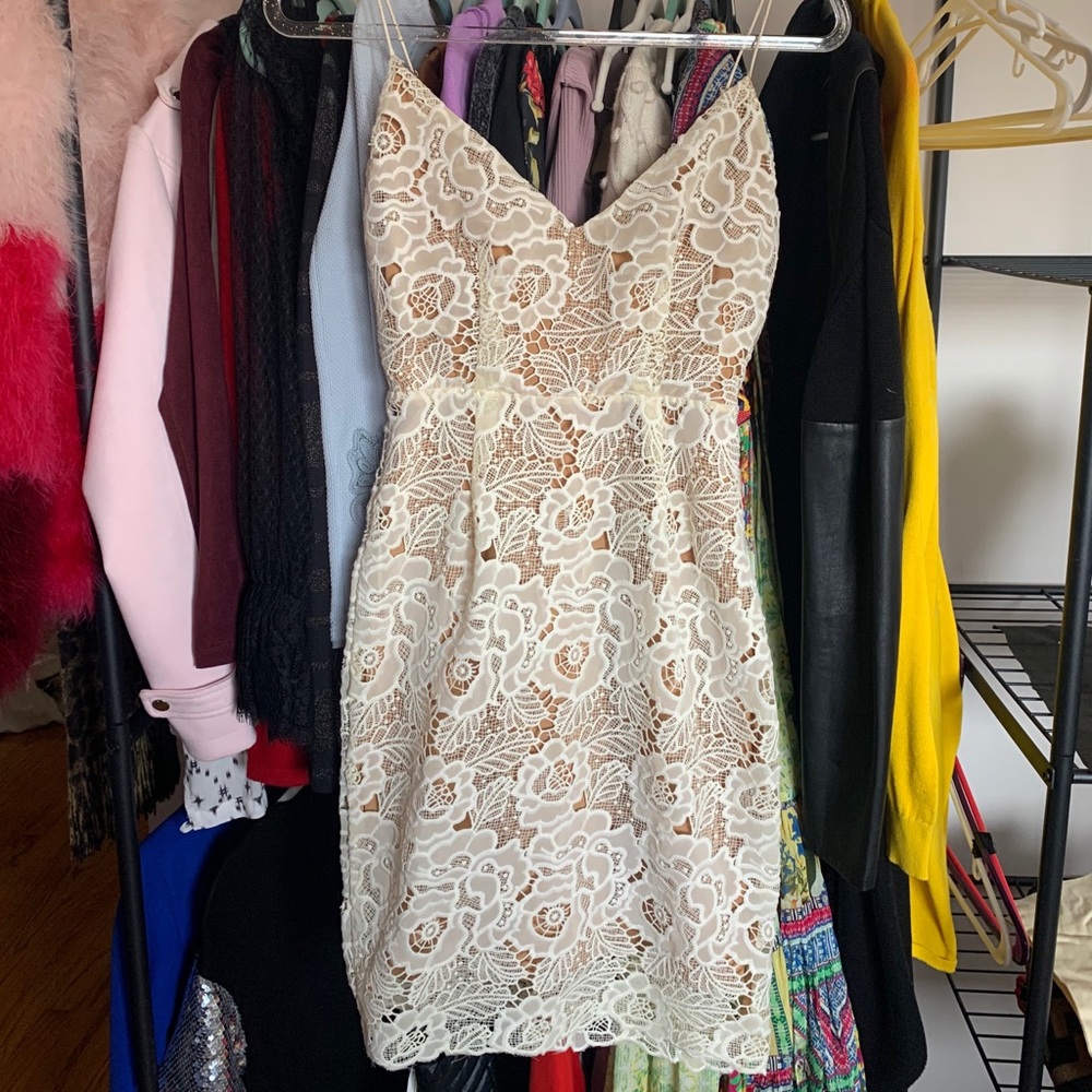 ✨💗Winona Australia Ivory Lace dress 💗✨